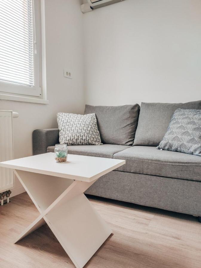 Studio Apartment Sanya Ljubljana Eksteriør bilde